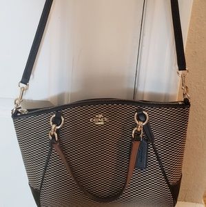 FLASH SALE ⚡⚡Coach crossbody